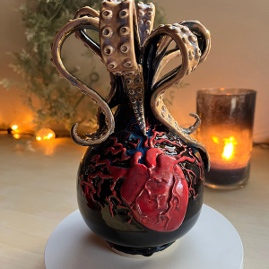 Tentacle Heart Vase
